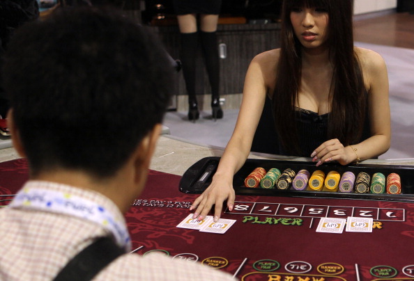 How to Play Baccarat